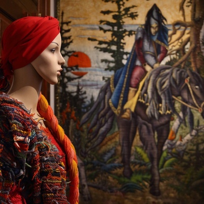 Русский стиль в искусстве и в жизни: экскурсия по галерее моды